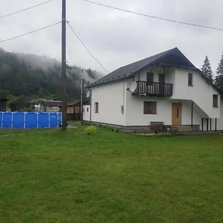 U Anastasii I Sofii Bilya Richki