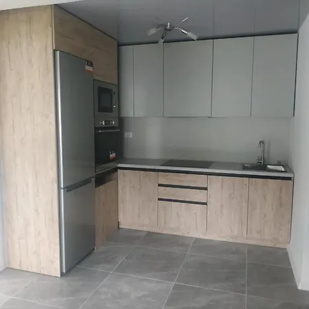 U Anastasii I Sofii Bilya Richki