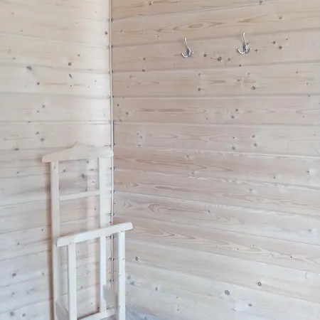 U Anastasii I Sofii Bilya Richki * מיקוליצ'ין