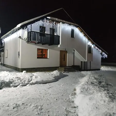 U Anastasii I Sofii Bilya Richki Venkovský dům *