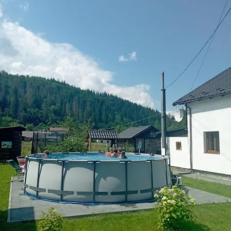 U Anastasii I Sofii Bilya Richki