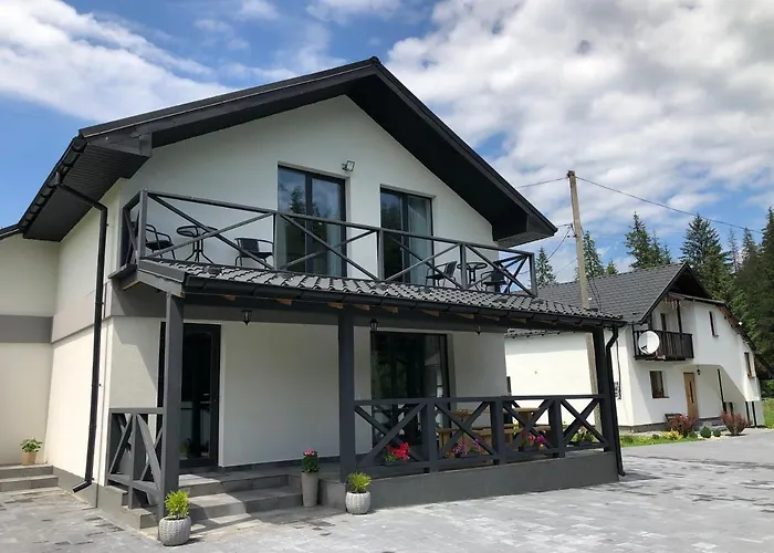U Anastasii I Sofii Bilya Richki Séjour à la campagne *