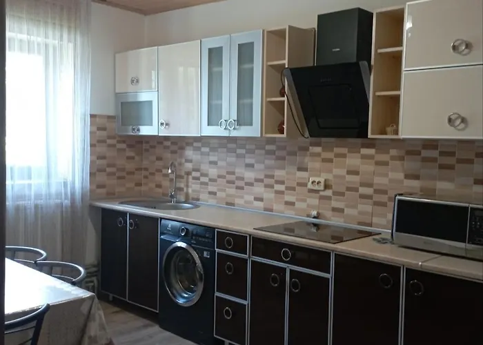 U Anastasii I Sofii Bilya Richki *