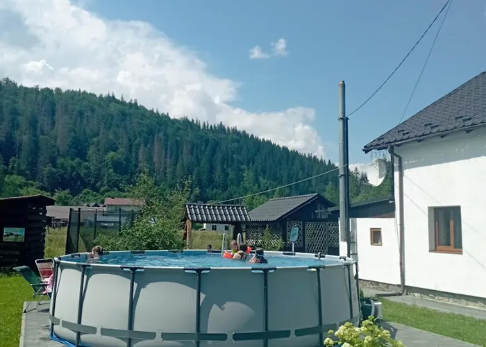 U Anastasii I Sofii Bilya Richki