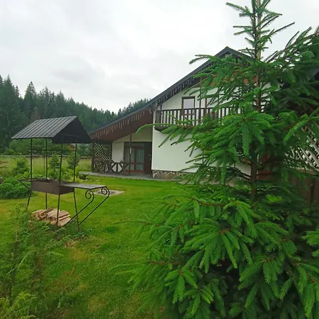 Country house U Anastasii I Sofii Bilya Richki